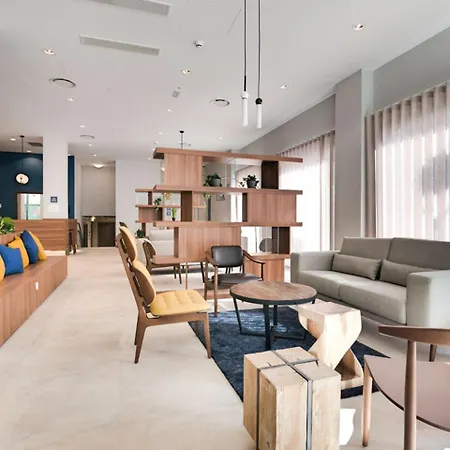 Апартаменти Livensa Living