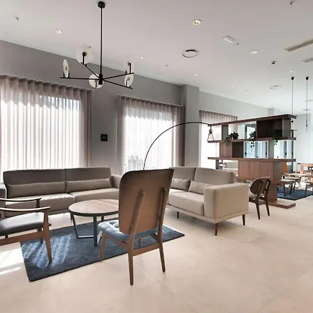 Livensa Living アパート *